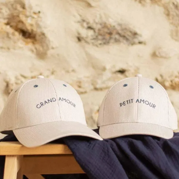 casquette_grand_amour__ta_SKU6af5ded61e4b40bccbbb1cc36779cfdf_4.webp Casquette Grand Amour - Taille Adulte-Chamaye