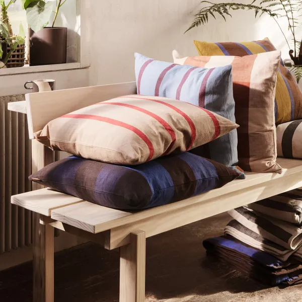 coussin_grand__camelrouge_SKUb46567e0773425acf12631242e6e1b17_1.webp Coussin Grand - Camel/Rouge-Ferm Living Sale
