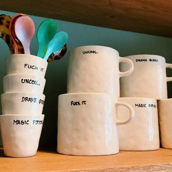 mug_drama_queen_blanc_SKU7a6dfba4cab8942d5d0dcf016e2bc75c_1.webp Mug Drama Queen Blanc-Sélectionné par Fleux Hot