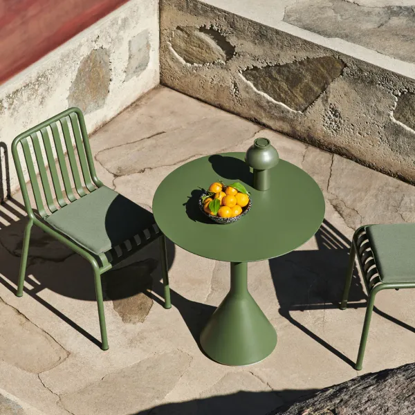 table_cone_palissade__o___SKU09e8db831a8bf39e6c890da60755890b_1.webp Table Cone Palissade - O 90 X H 74 Cm - Olive-Hay New