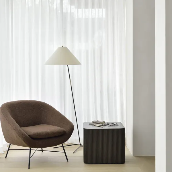 table_dappoint_carree_rol_SKUd7eeca787a6f3c6f4dcc82ec04626bc4_2.webp Table D'Appoint Carree Roller Max En Acajou - Marron-Ethnicraft Clearance