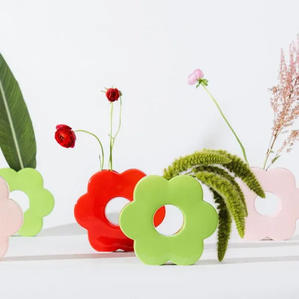 vase_daisy_SKU8bf0cdf976ff0e14657c82f1eda1f075_4.webp Vase Daisy-DOIY Clearance